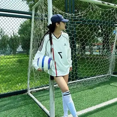 金俊
